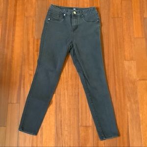 1822 Women’s Black Jeans size 8